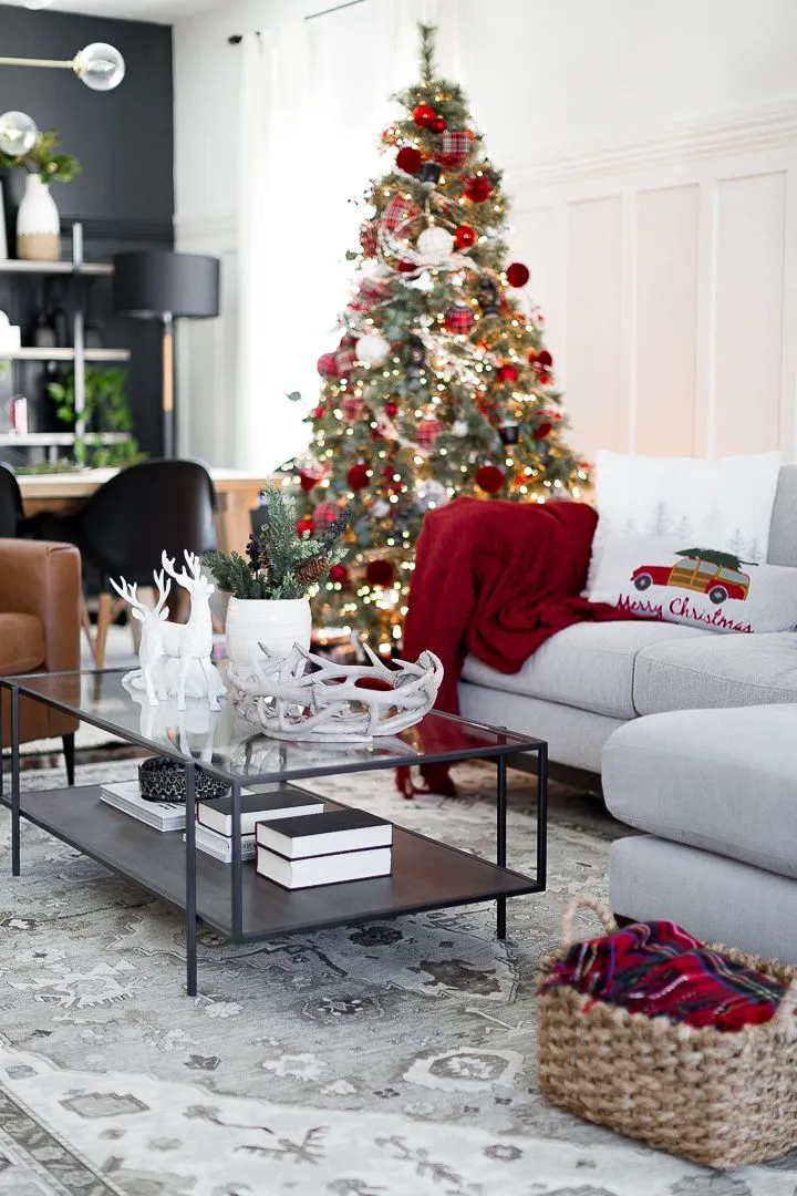 126 Christmas Decoration Ideas for a Stylish and Festive Home