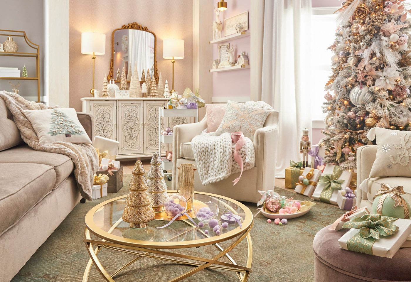 13 2022 Holiday Home Decor Trends To Try, According To Experts