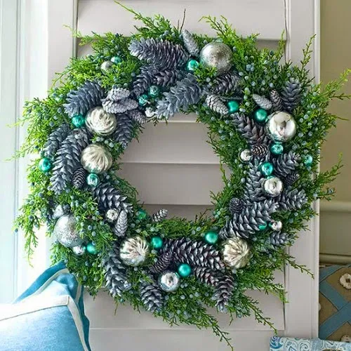 15 Fabulous Christmas Wreaths and The Magical Christmas Wreath Company - Pinecones and Acorns