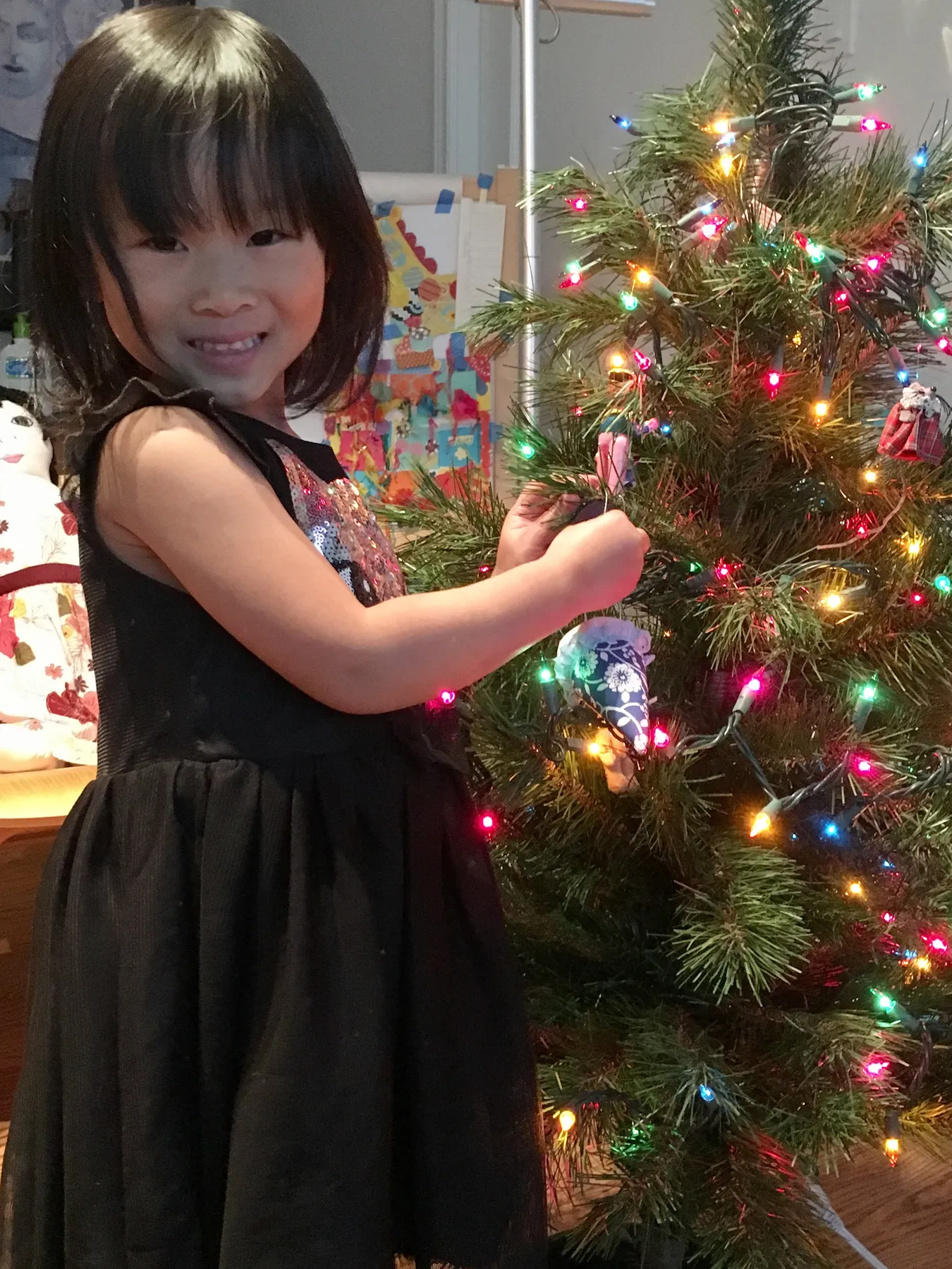 15 Top Christmas Tree Decorating Tips to Try