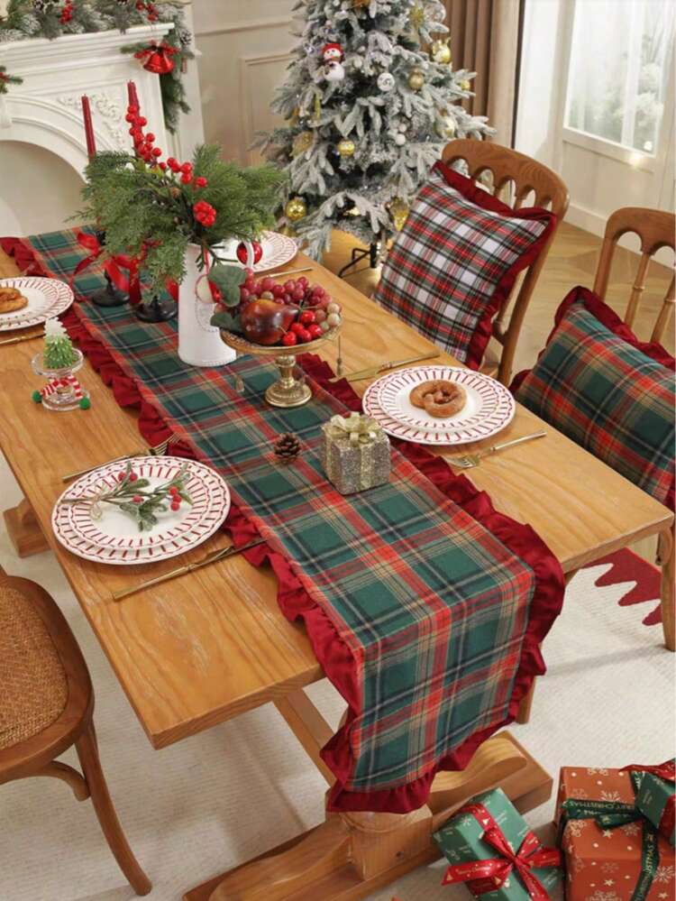 1pc Classic Christmas Red & Green Plaid Long Table Runner With Pleated  Ruffle Edge Design, Tabletop Decoration For Christmas Family Gathering  Dining Table | SHEIN EUQS