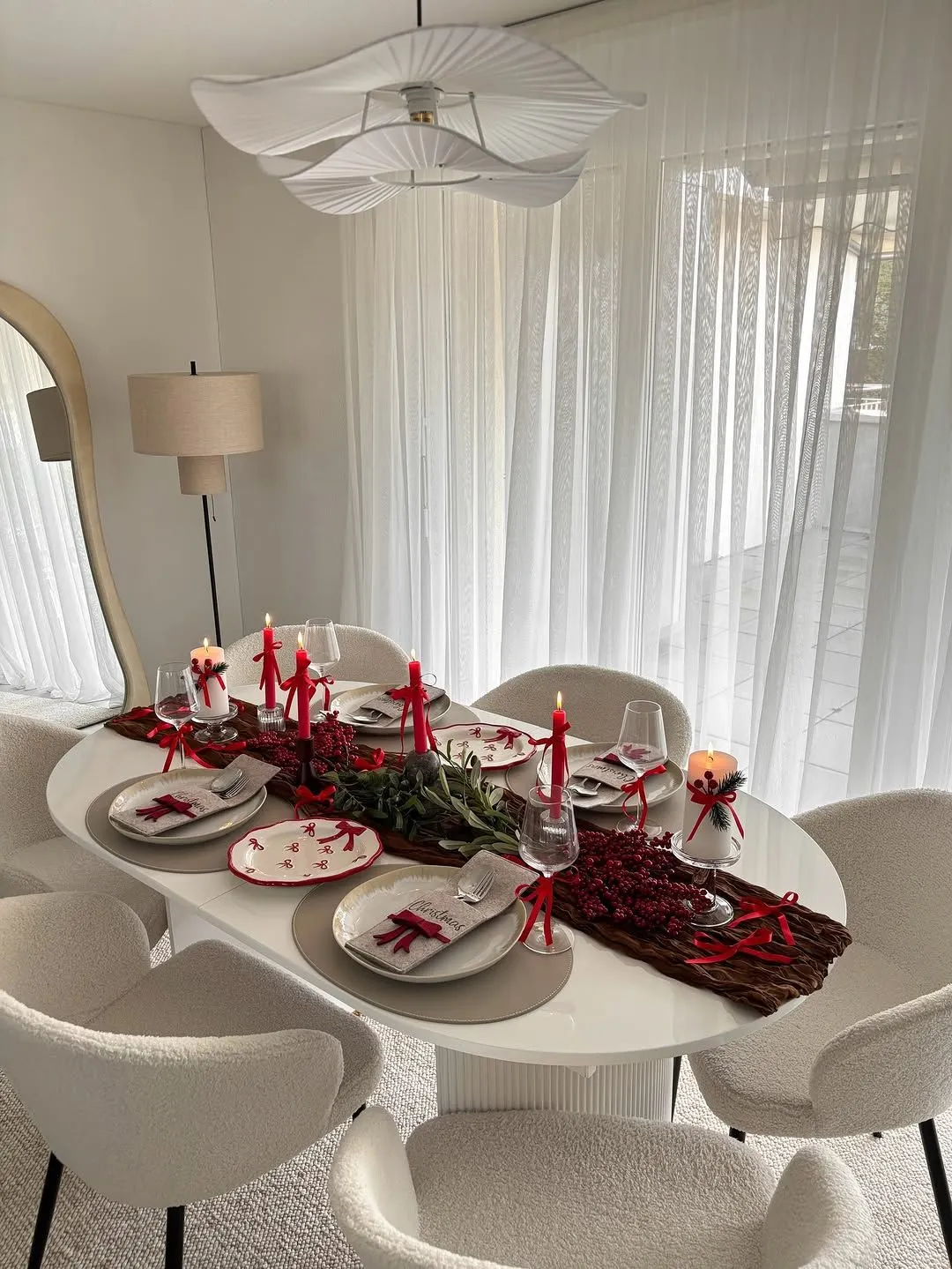 20 Christmas Table Decor Ideas for a Festive Dining Setting