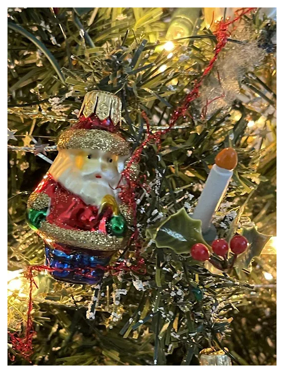 20” Vintage Japanese 1950 Christmas tree with Miniature European . For Sale  at Ruby Lane