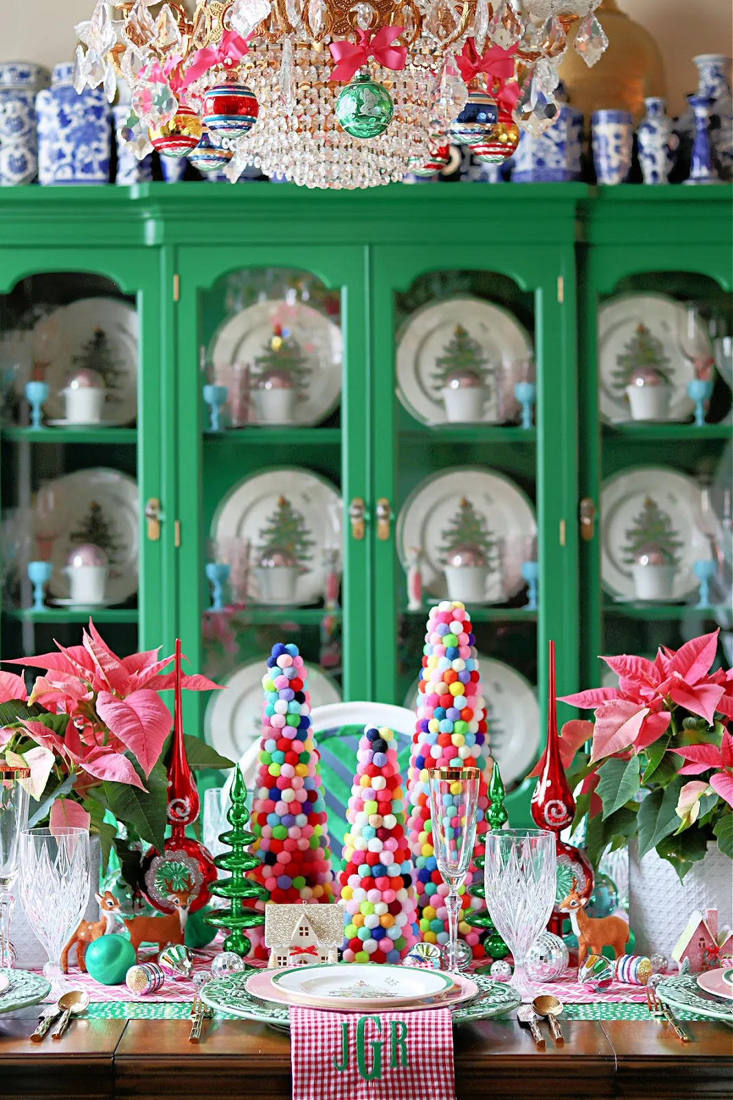 2023 CHRISTMAS HOME TOUR || DINING ROOM | Dimples and Tangles