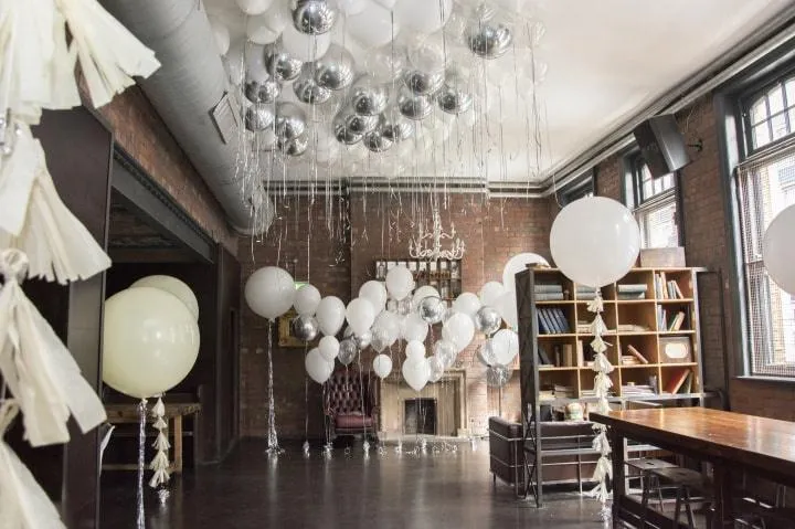 21 Awesome New Year's Eve Wedding Ideas