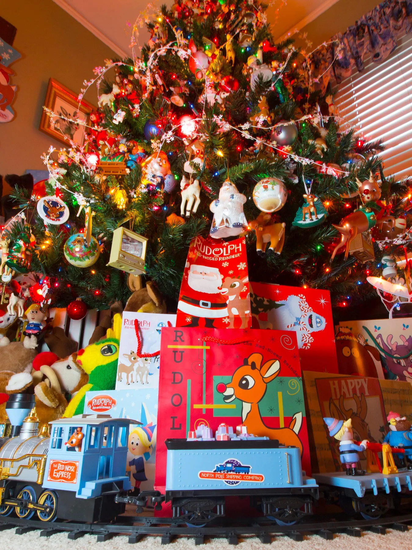 32 themed Christmas trees light up this Bay View house
