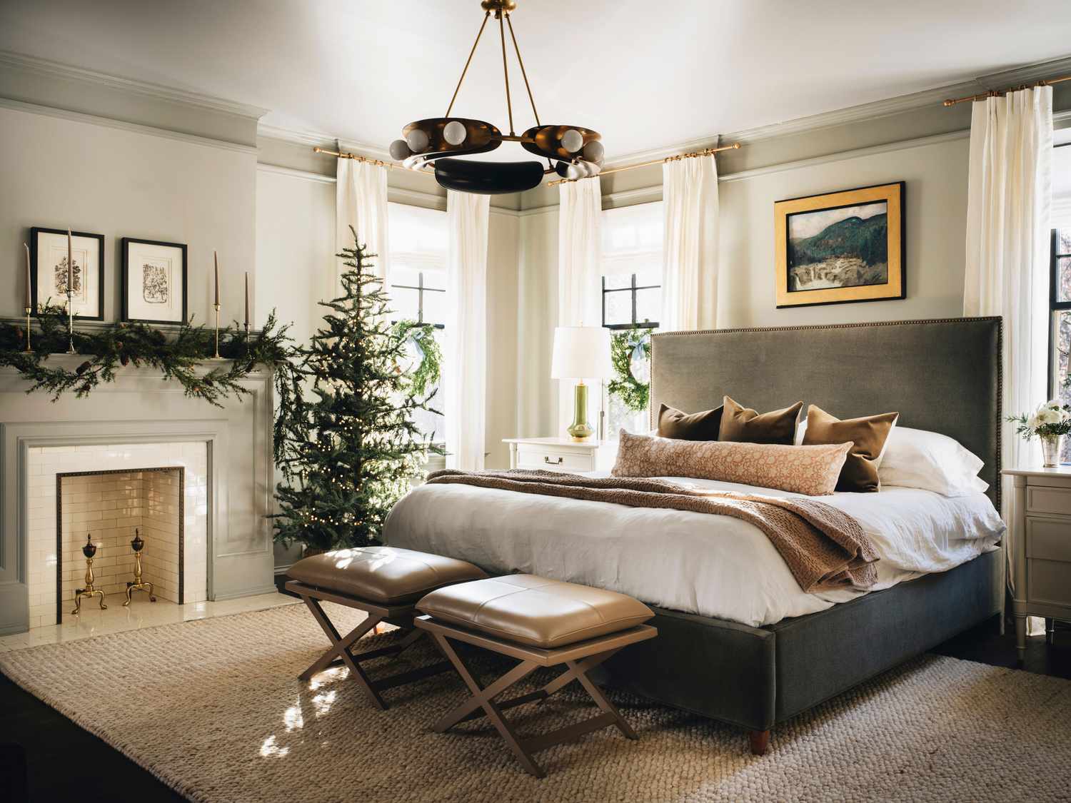 34 Cozy Christmas Bedroom Decor Ideas