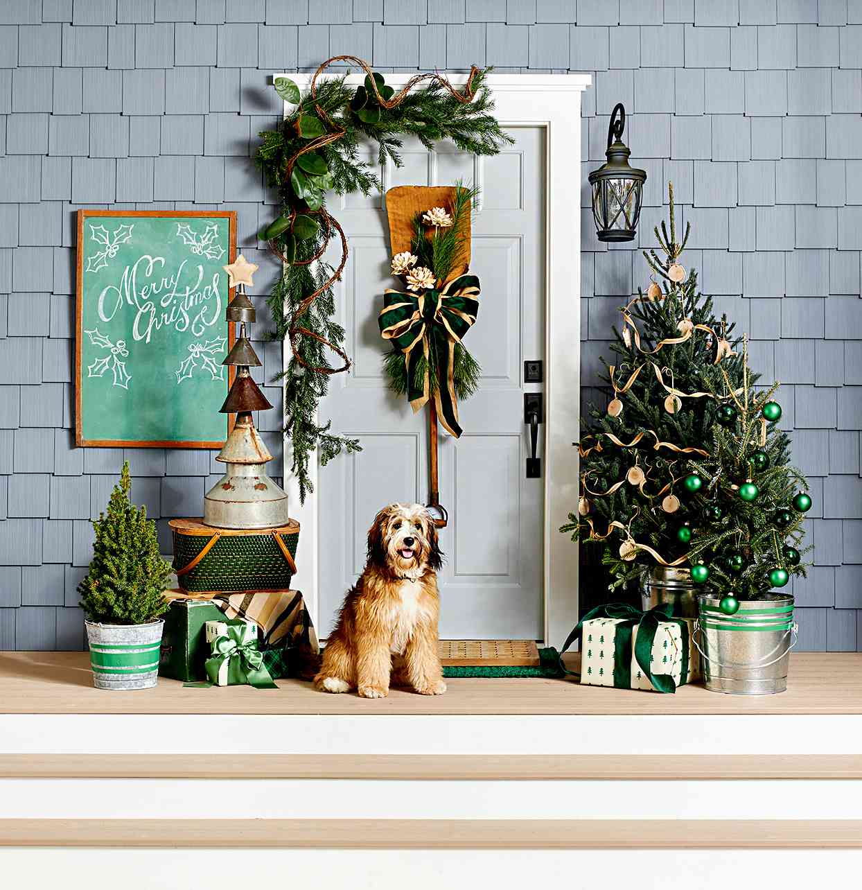 45 Outdoor Christmas Decorating Ideas That Bring the Cheer