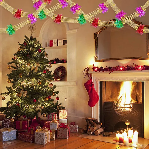 4Pcs Christmas Foil Decorations, Christmas Ceiling Decorations Retro  Garlands Festive Hanging Tinsel Swirl Xmas Foil Decorations