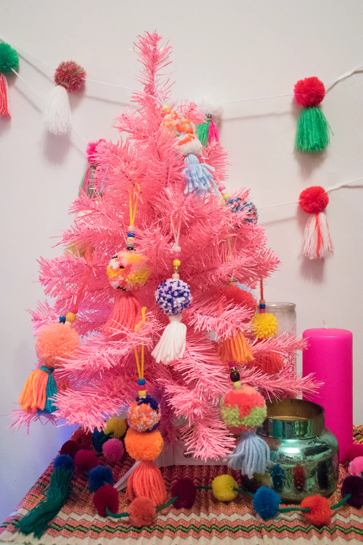 5 Funky Ways to Decorate your Home for the Holidays - the neon tea party