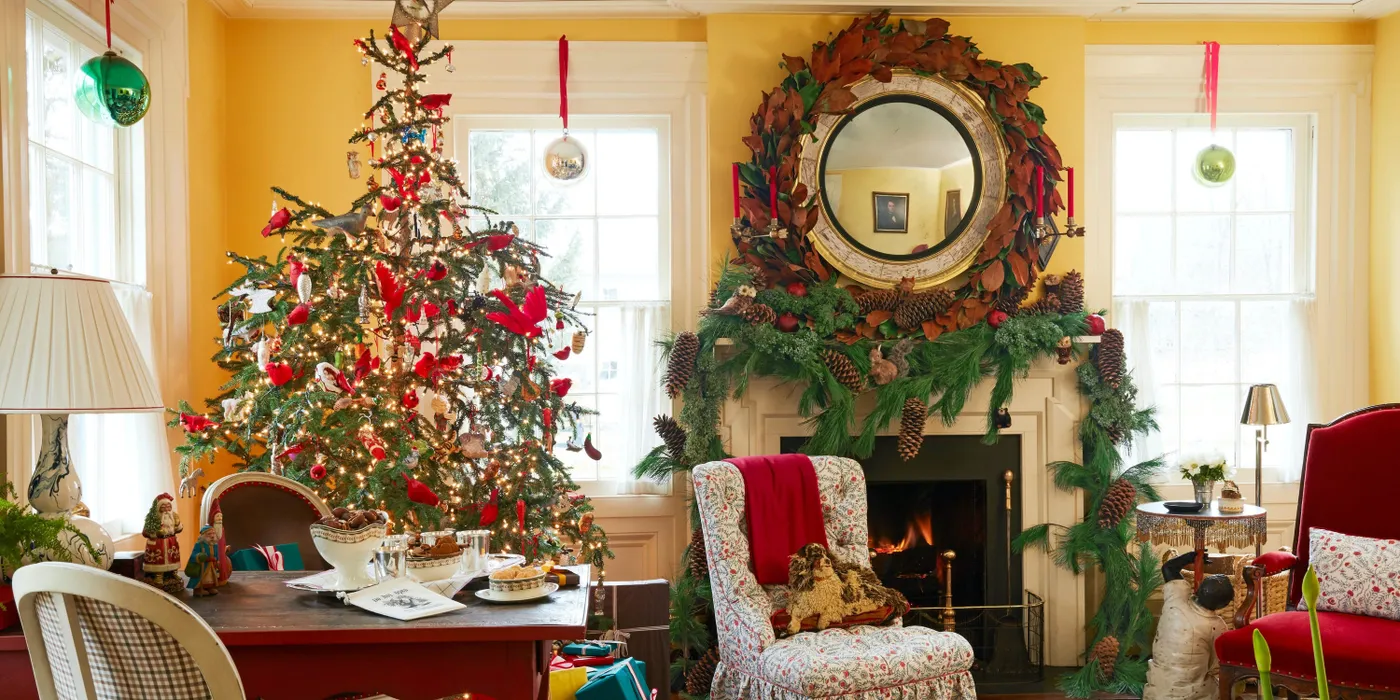 5 Old-Fashioned Christmas Decorating Trends Making a Comeback This Year,  According to Designers - AOL