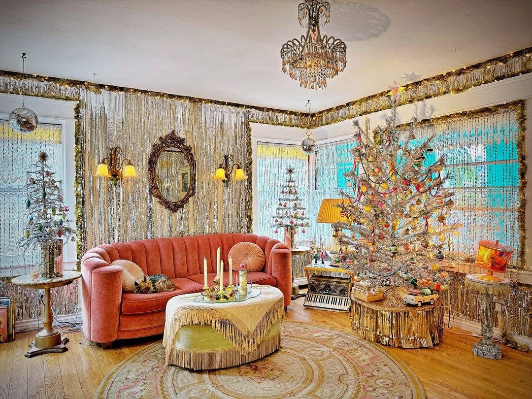 59 Easy and Inspiring DIY Christmas Decorating Ideas - Parade Home & Garden