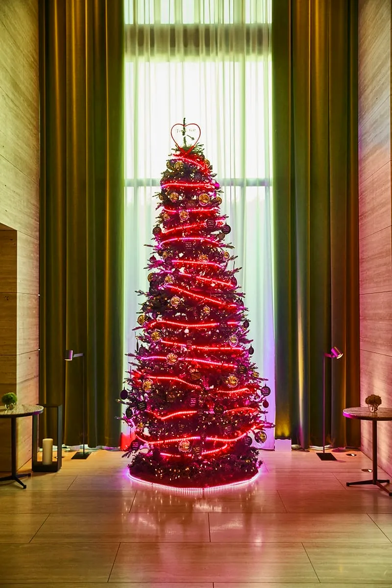 7 Christmas Trees Around the Globe Guaranteed to Get You in the Holiday Spirit - Galerie Magazine
