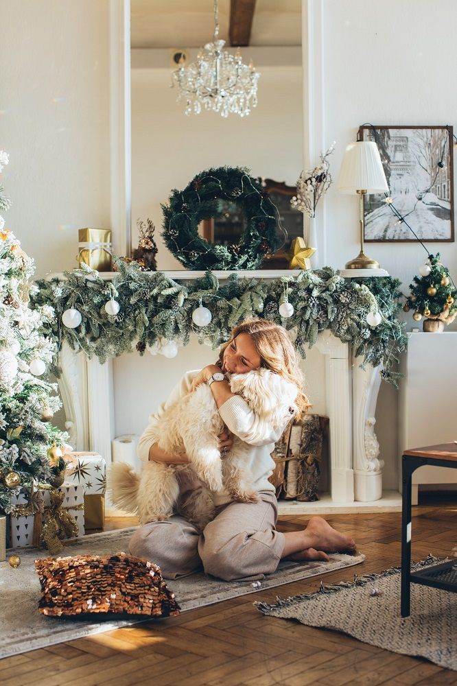 7 Easy Decor Ideas To Style A Christmas Fireplace, Mantel Or Shelf - Tidylife