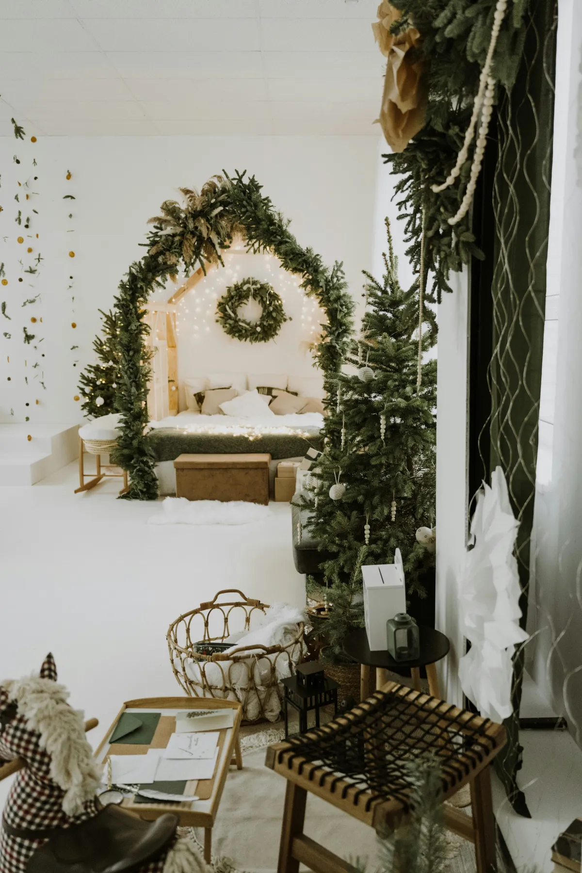 A room filled with lots of christmas decorations