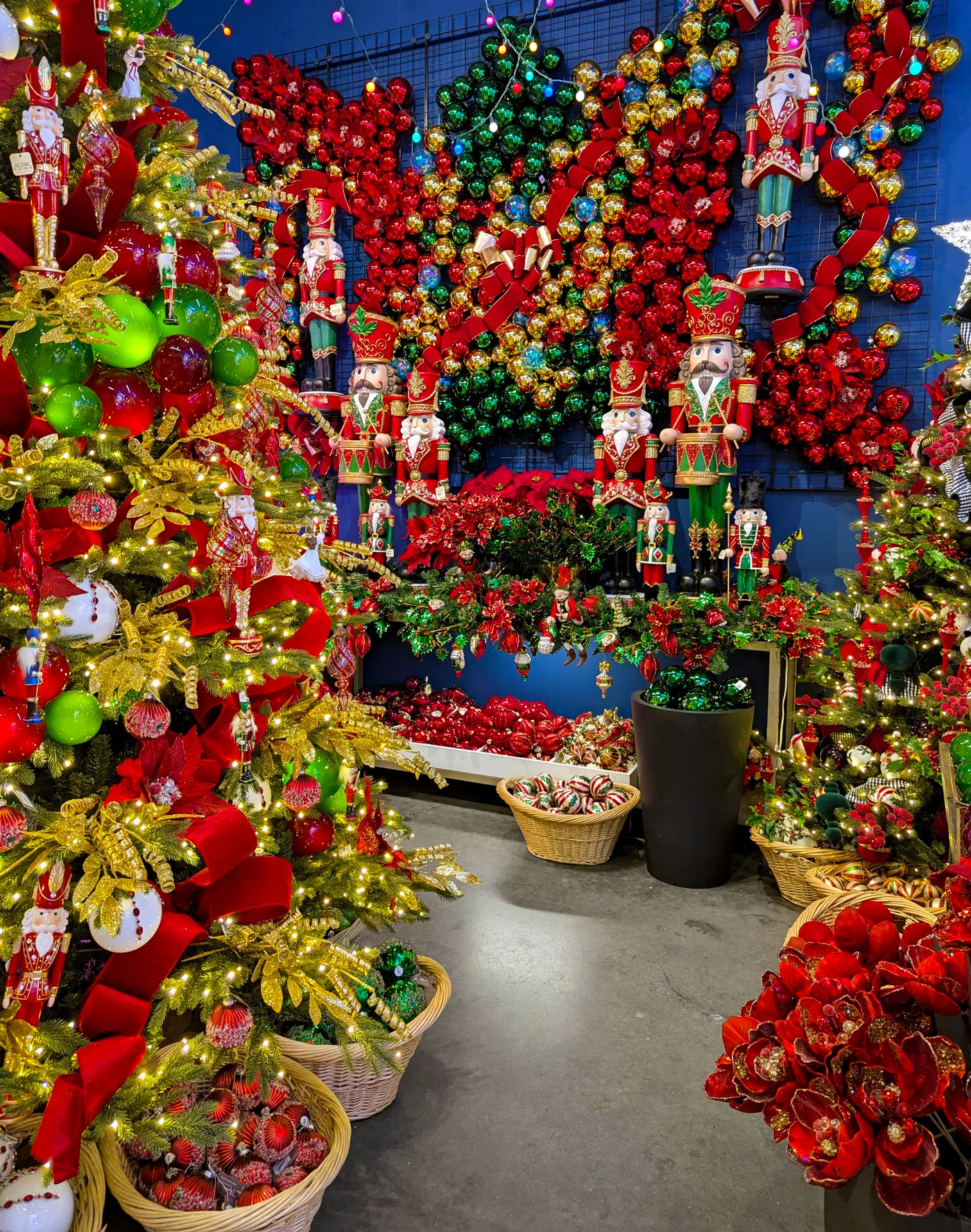 Aldik Home: LA's Best Christmas Store