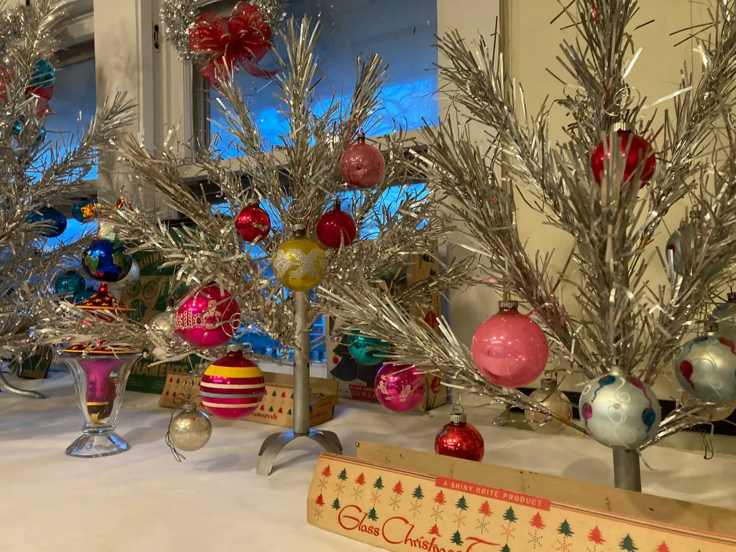 Aluminum Trees - Aluminum Tree and Ornament Museum