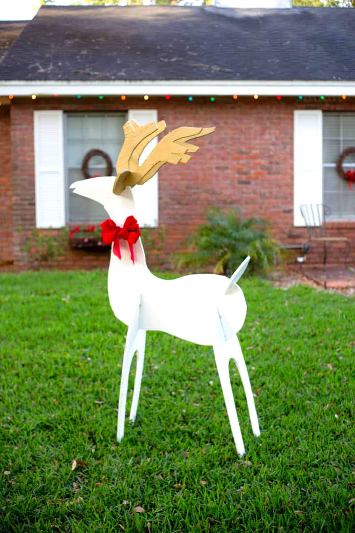 Amazing Easy DIY Christmas Outdoor Decorations - A Piece Of Rainbow