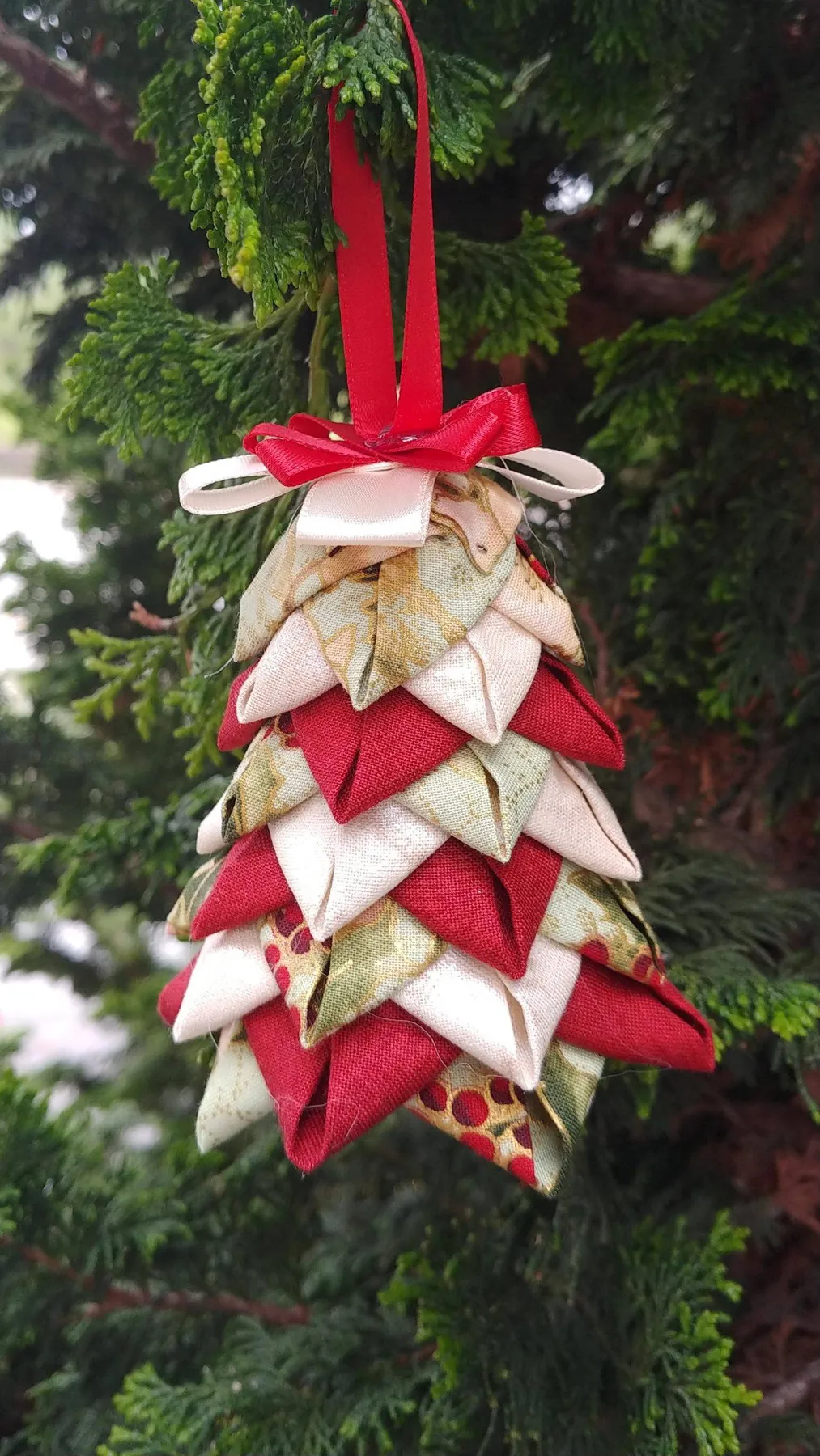 Angel Ornament | Family Farm Quilts