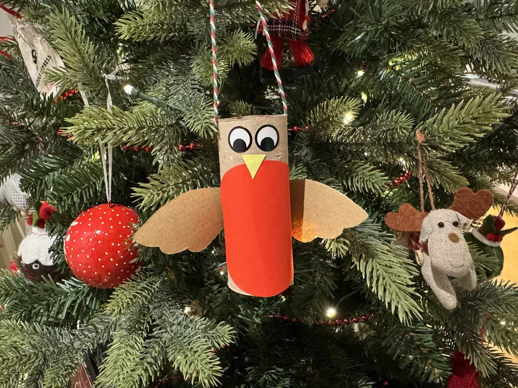 Animal-themed Christmas crafts for kids you'll love | London Zoo