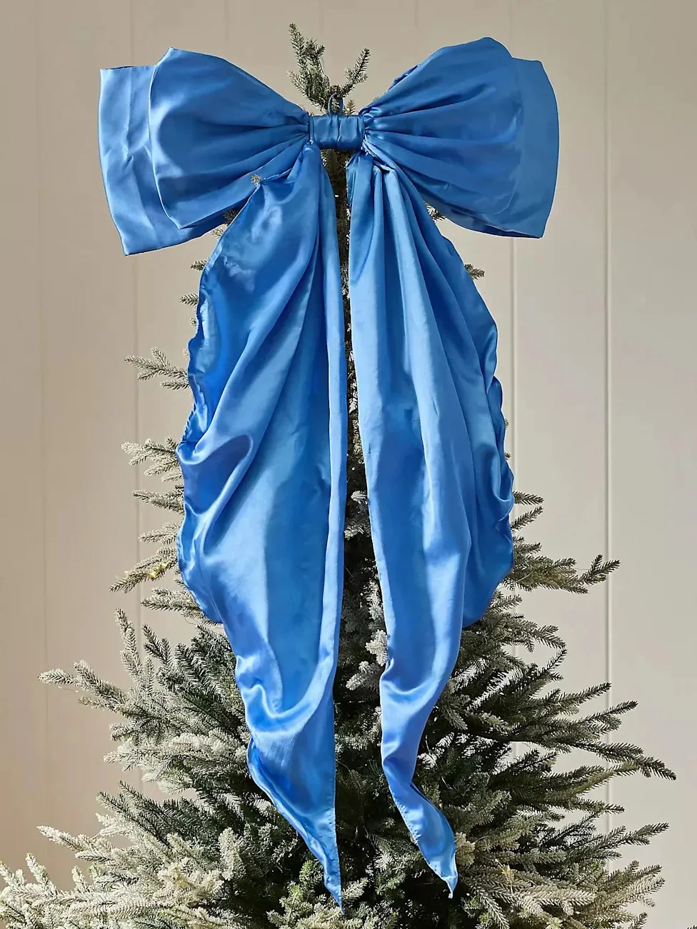 Anthropologie Just Brought Back the Nostalgic Christmas Tree Topper We Grew  Up With – and It's Bigger and Better Than Ever