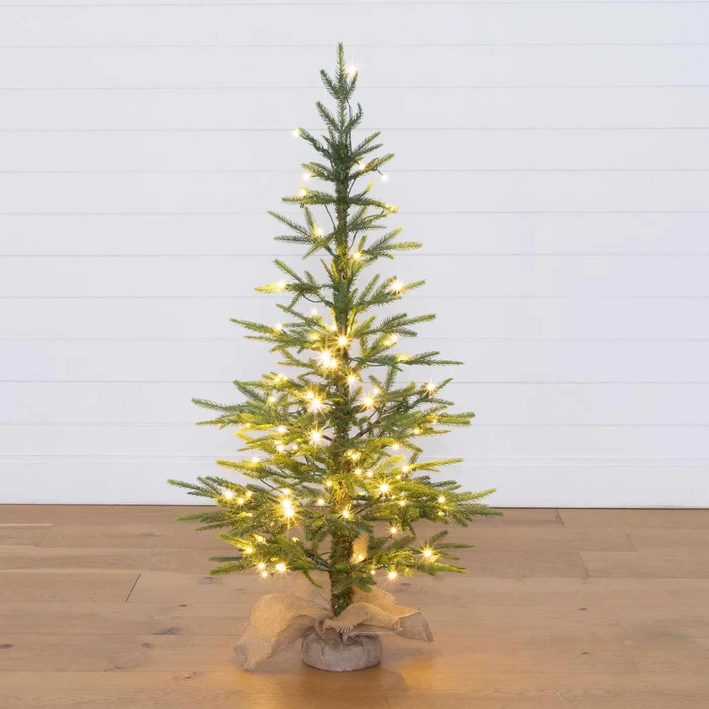 Artificial 4ft to 6ft Christmas trees – Nearly Natural