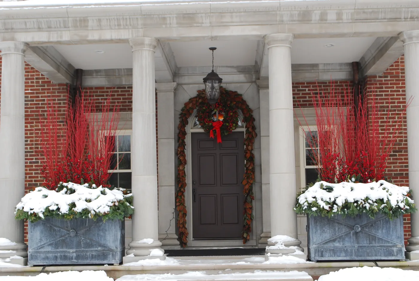 At A Glance: Other Garlands | Deborah Silver & Co.