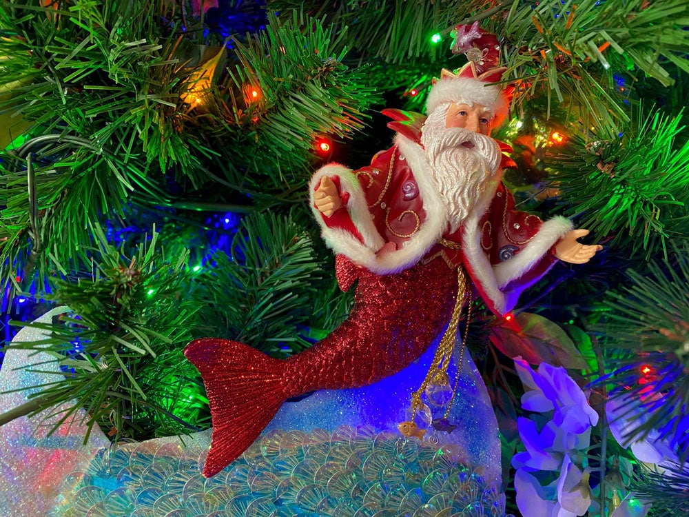 Attention to Detail: Disney Vacation Club Resort Holiday Trees - Monorail Tales