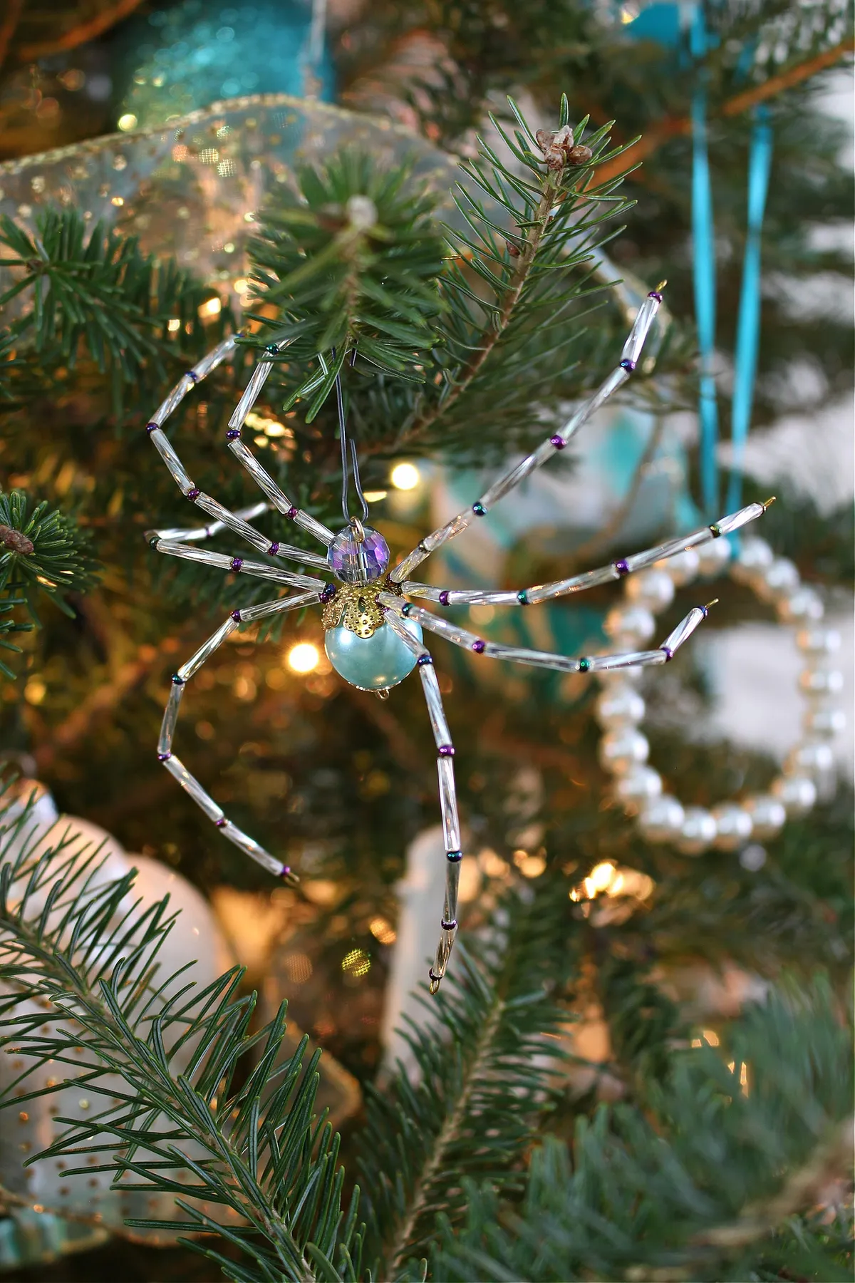 Beaded Spider Pattern + Beaded Spiders for Sale | Dans le Lakehouse