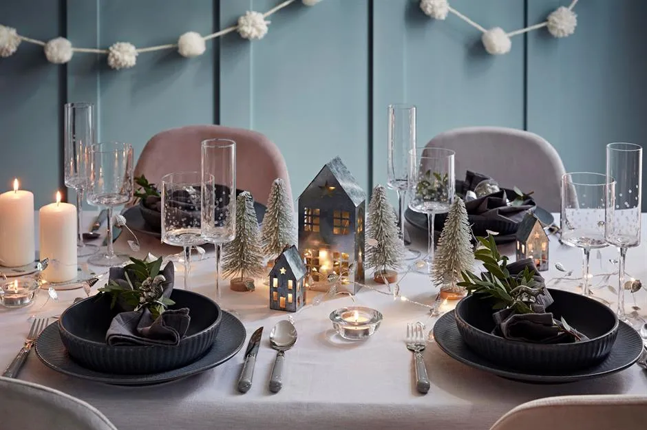 Beautiful Christmas table decorating ideas | lovefood.com