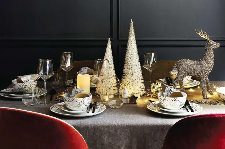 Beautiful Christmas table decorating ideas | lovefood.com
