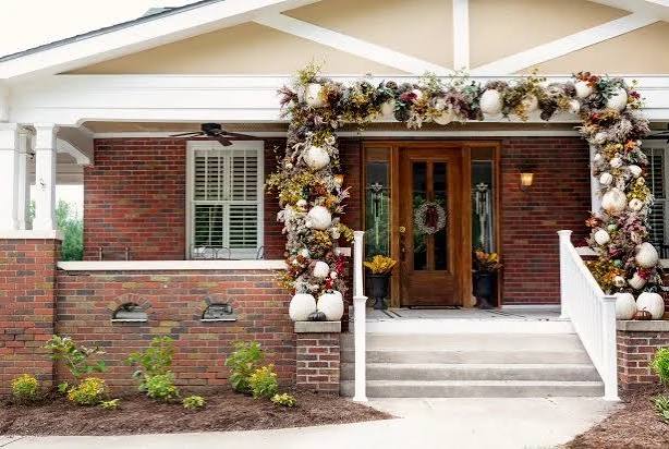 Best Outdoor Fall Decor Ideas for Every Style | HGTV