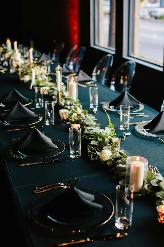Black wedding tablescape decor | Wedding & Party Ideas | 100 Layer Cake