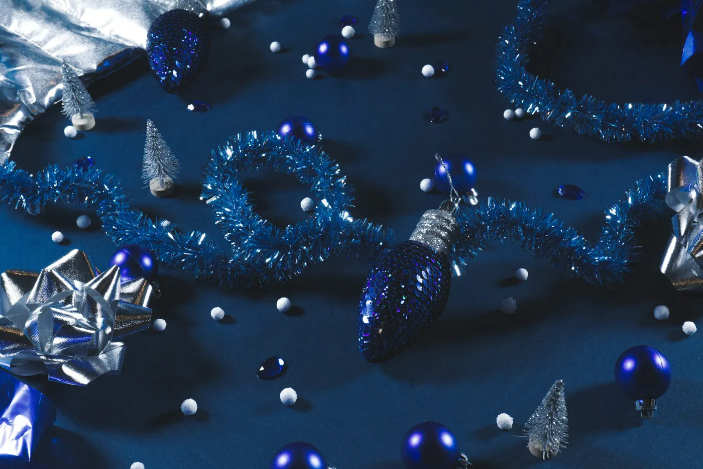 Blue and silver glitter christmas tree ornament photo – Free Background  Image on Unsplash