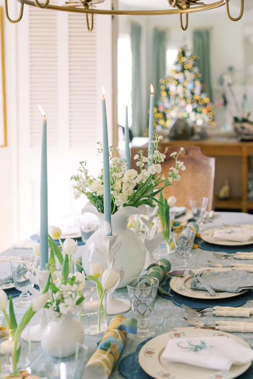 Blue and White NYE Tablescape