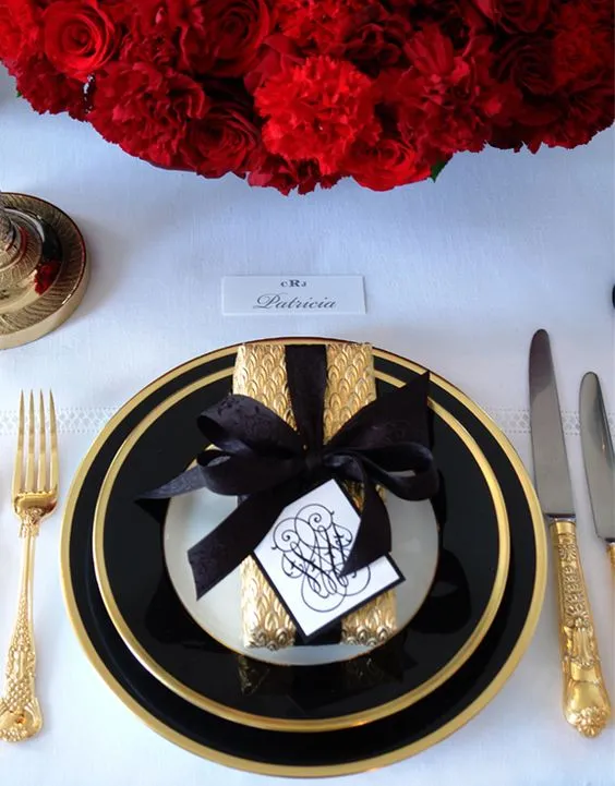 Chinoiserie Chic: Setting the New Year's Eve Table