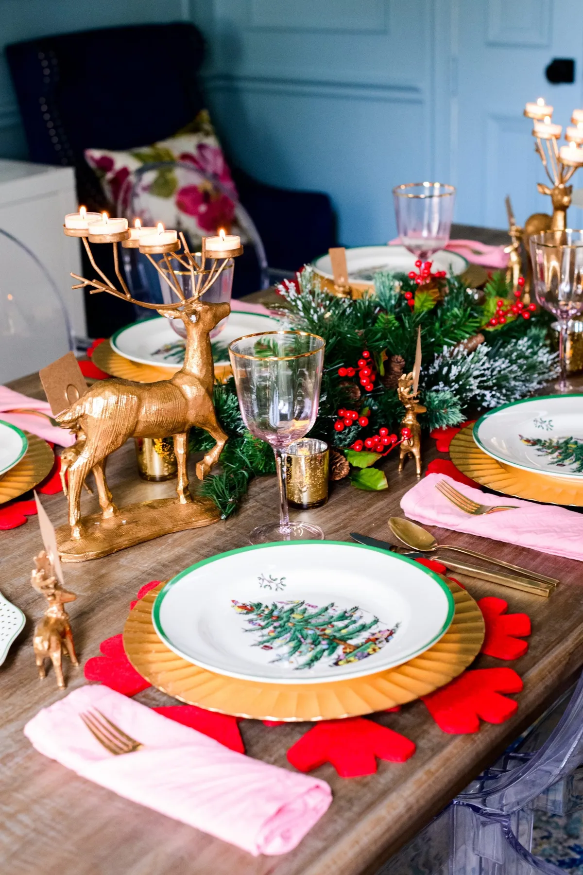Christmas at Home | Our Dining Room Table - Hi Sugarplum!