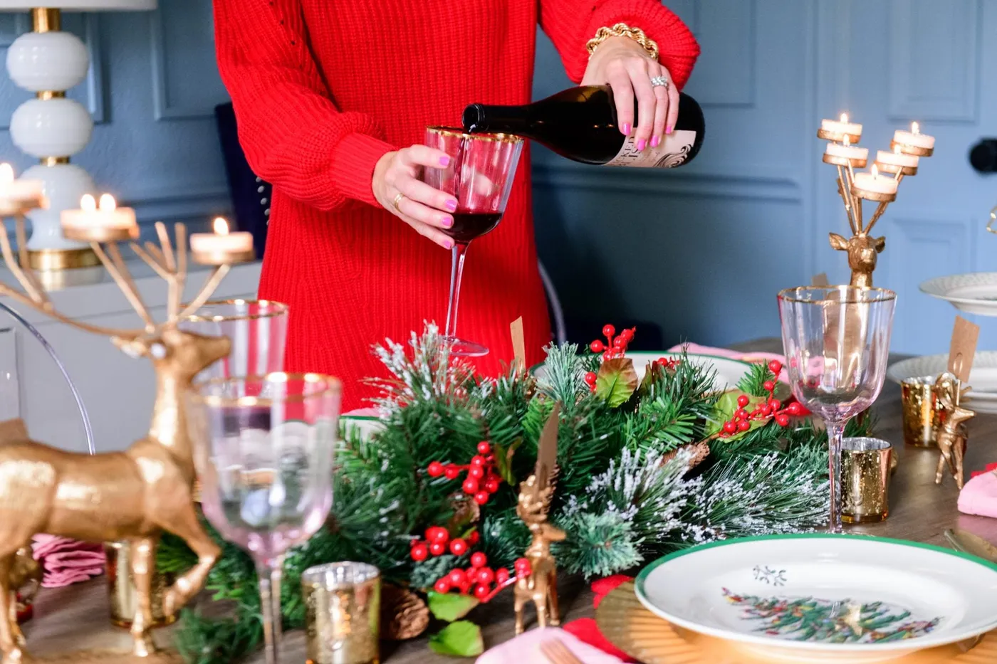 Christmas at Home | Our Dining Room Table - Hi Sugarplum!