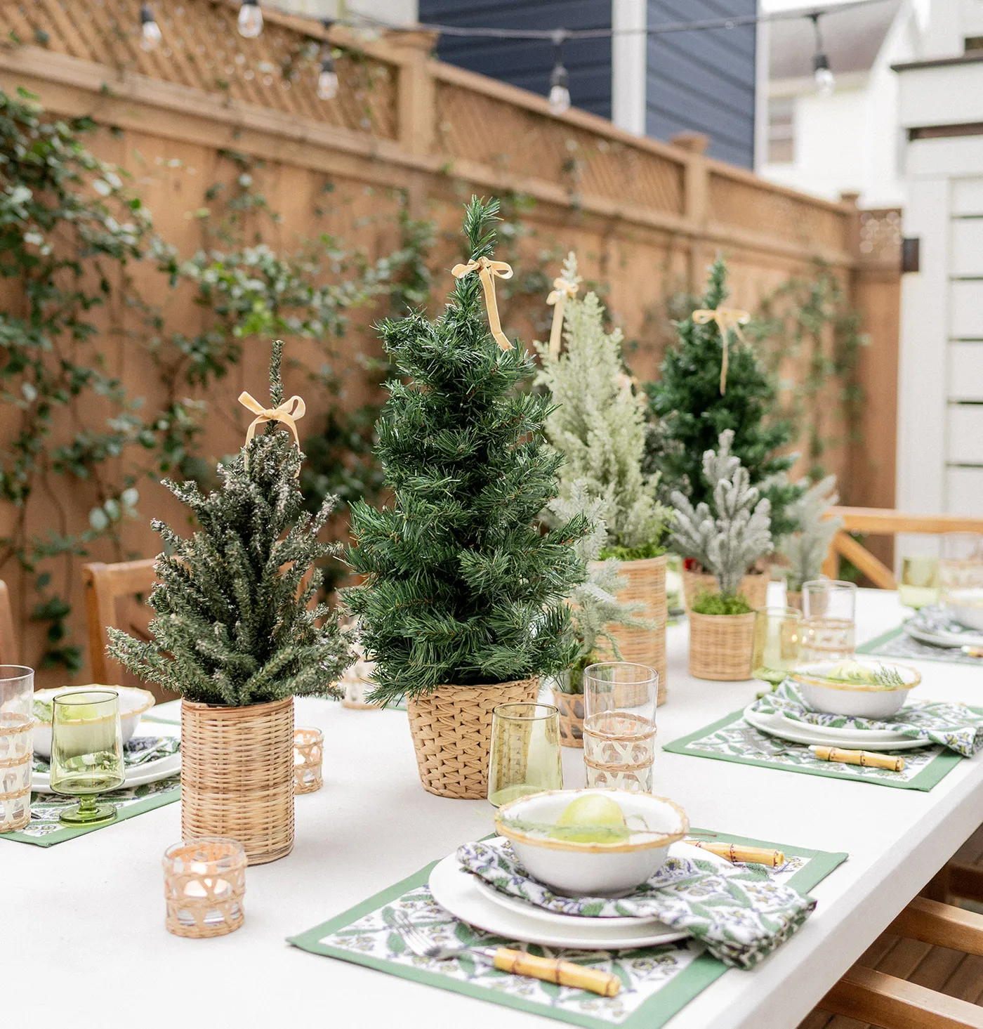 Christmas Centerpieces For Long Tables Dream Tablescape Secured: 61 Christmas  Centerpiece Ideas To Try In 2026