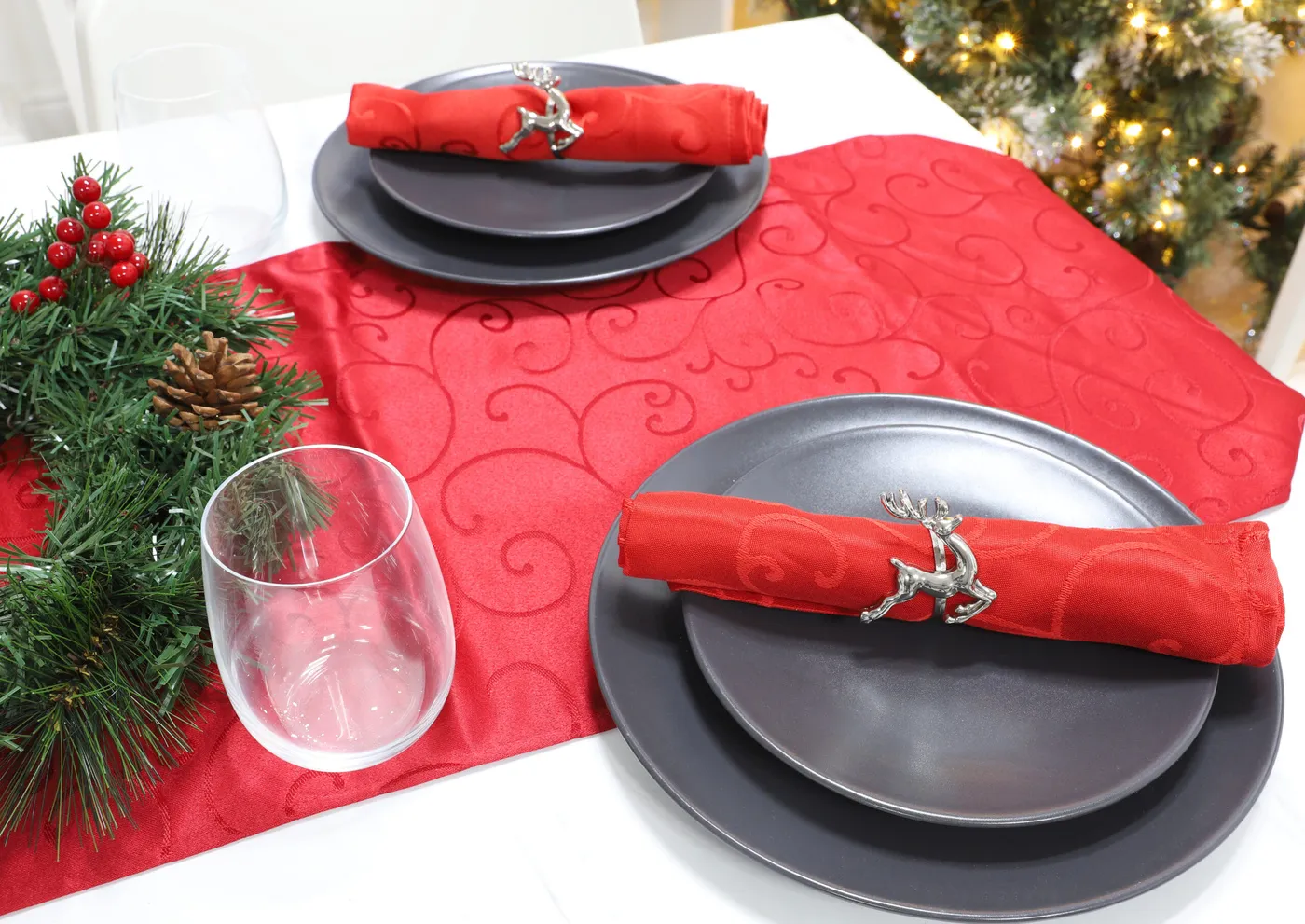 Christmas Concepts® Set of 4 Silver Napkin Rings – Luxury Christmas Serviette Holders – Table Settings (Tree) (Snowflake) - Christmas Concepts