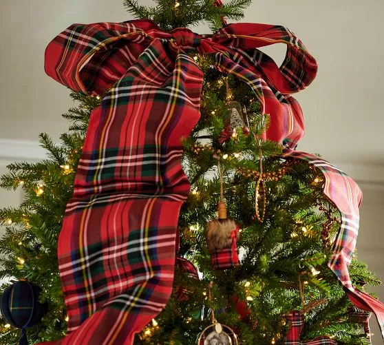 Christmas Decor | Pottery Barn