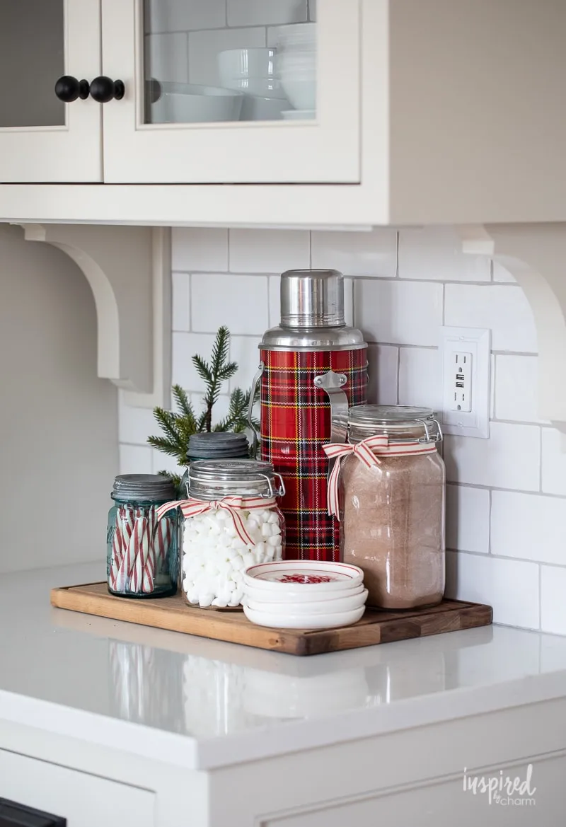 Christmas Entertaining Ideas Memorable Christmas Party Ideas and Hosting  Tips - Inspired By Charm