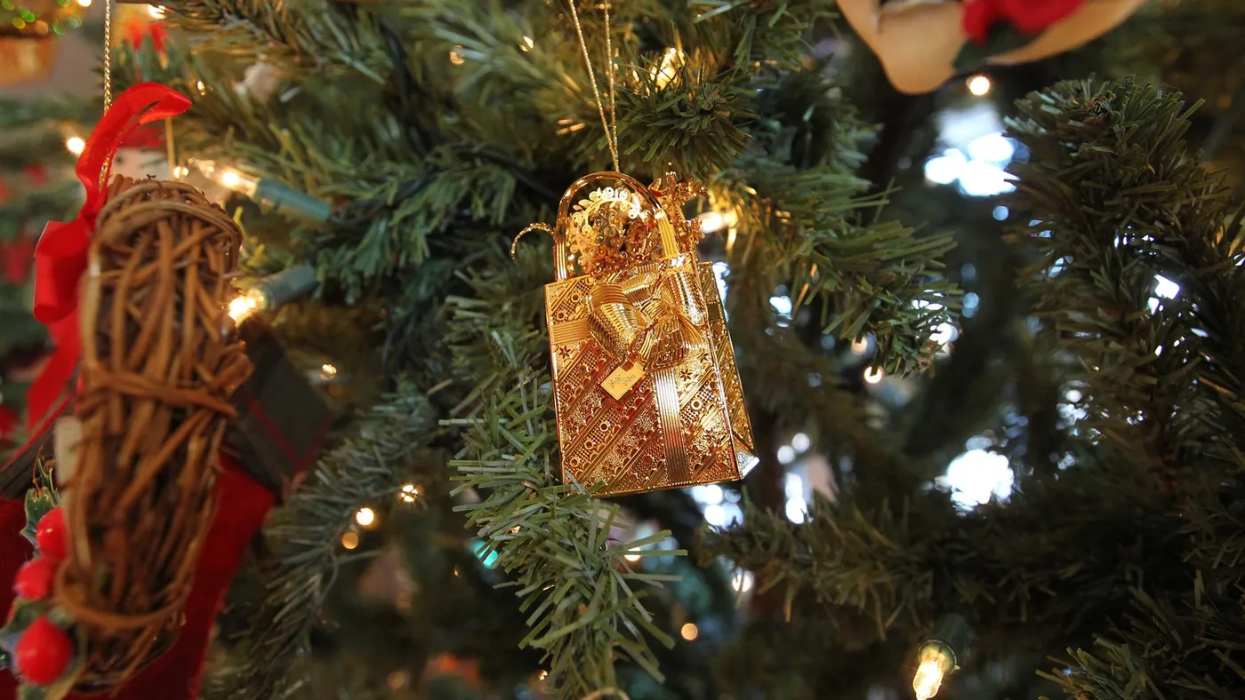 Christmas fills every corner of this Iowa City home