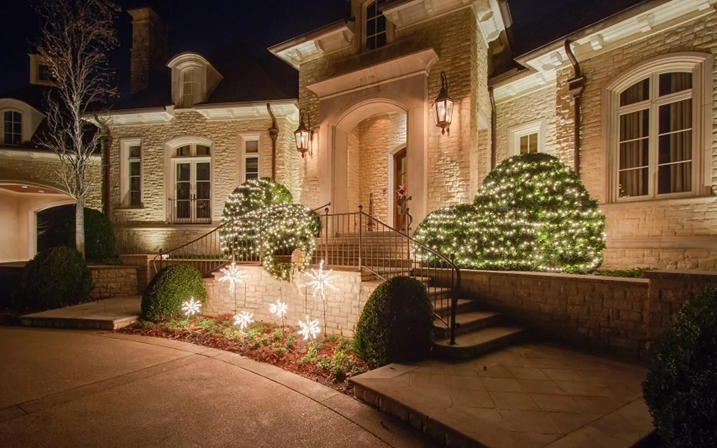 Christmas Light Installation in Austin | Outdoor Lighting Perspectives