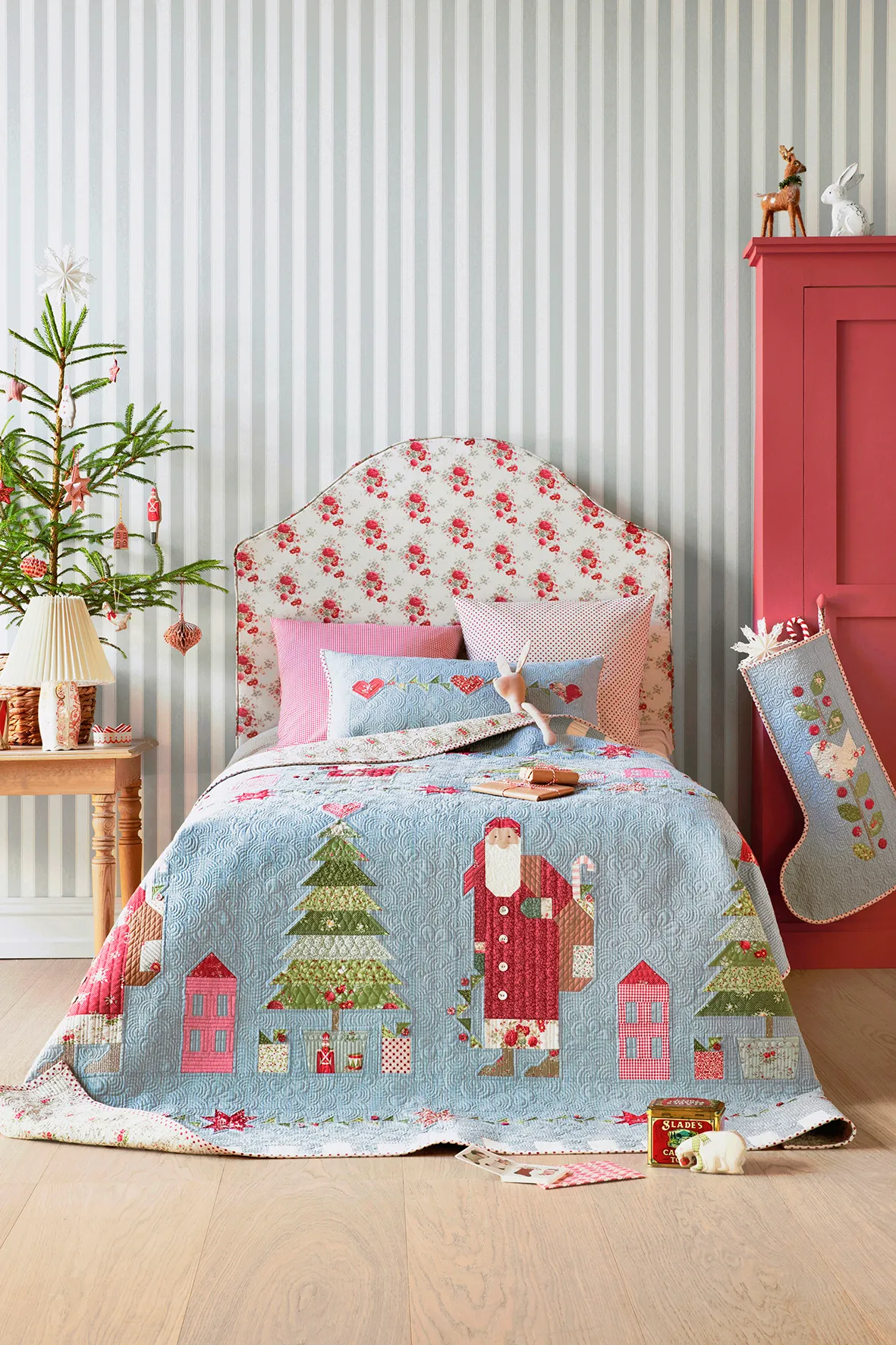 Christmas Quilt Michael Miller Fabrics Holiday/Christmas Craft Fabrics Michael Miller Christmas Fabric Christmas Fairy Tale