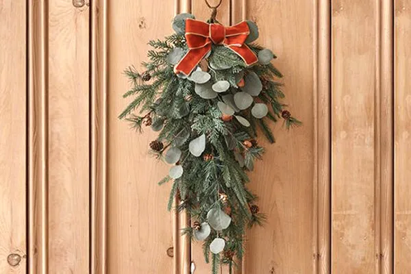 CHRISTMAS SWAG | HOLIDAY DOOR DECOR – Sustainable Markets SG