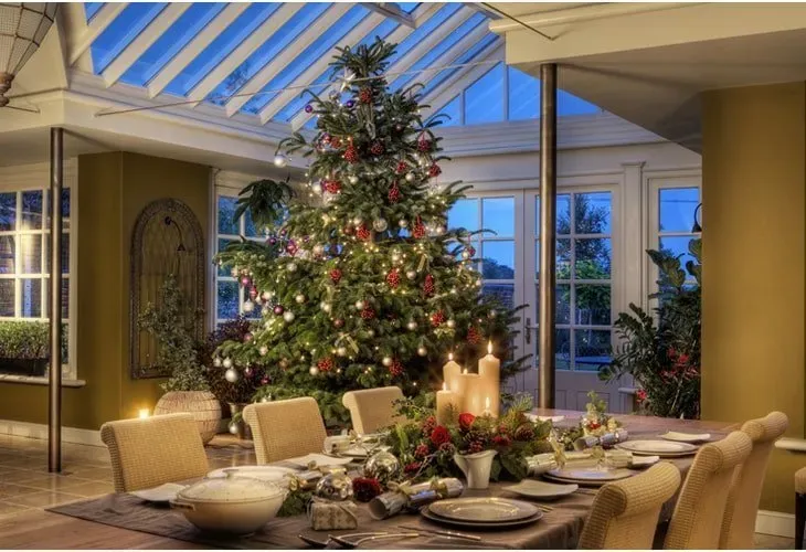 Christmas table decoration ideas - Westbury Garden Rooms