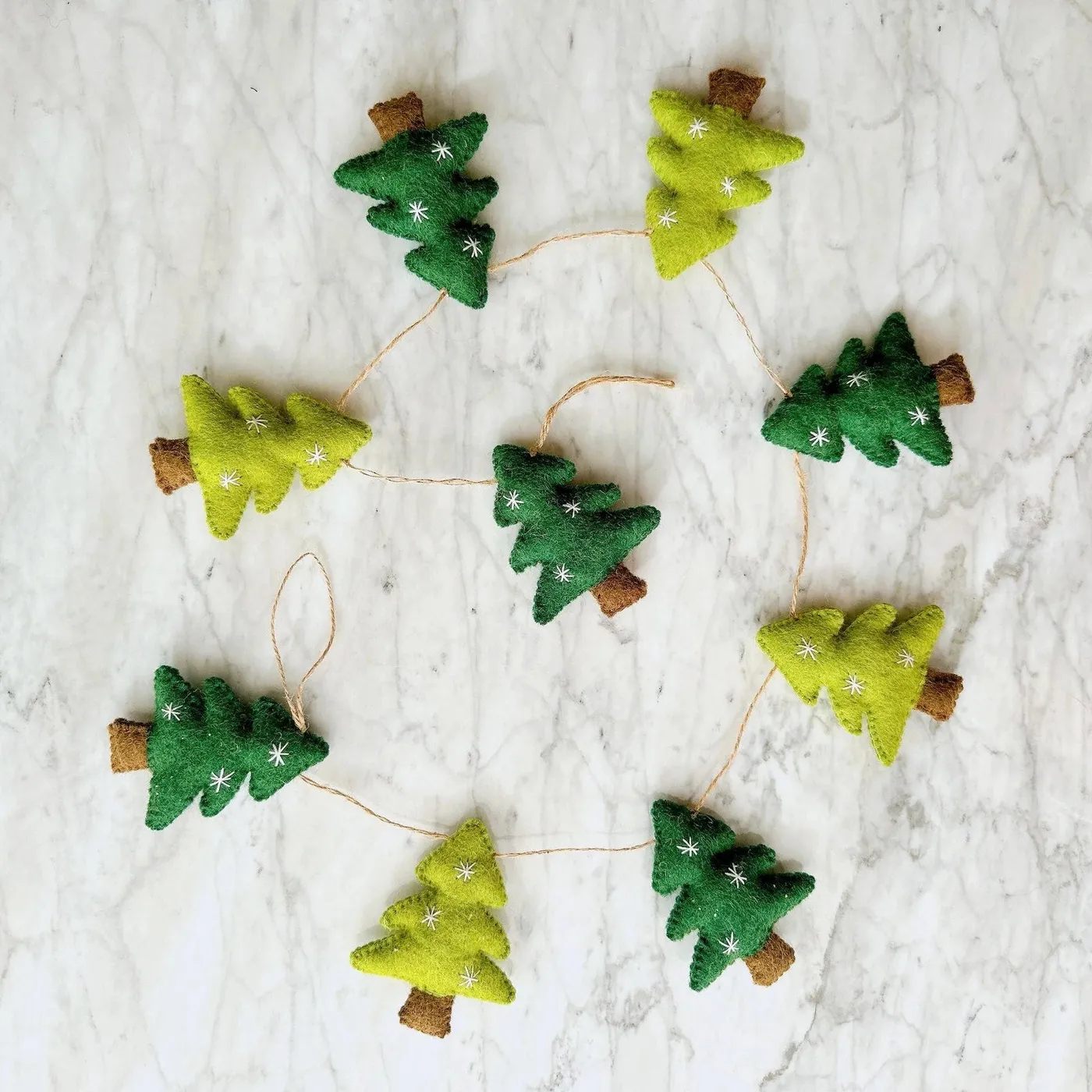 Christmas Tree Garland with Jute Thread – Ocean State of Mind PR