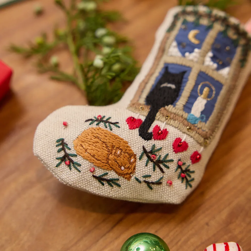 Christmas Tree Skirts & Stockings – Craftspring