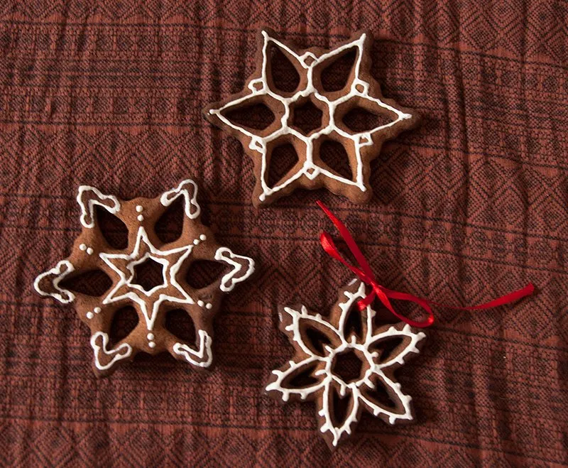 Cinnamon ornaments – Inna Ruda